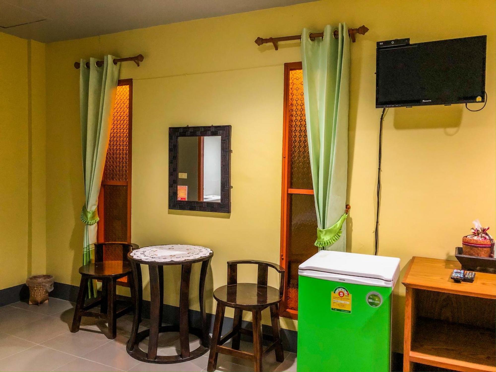 Huen San Fang Hotel โรงแรมเฮือนแสนฝาง Rum bild